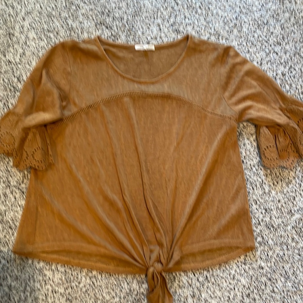 Maurice’s brand size large knit top